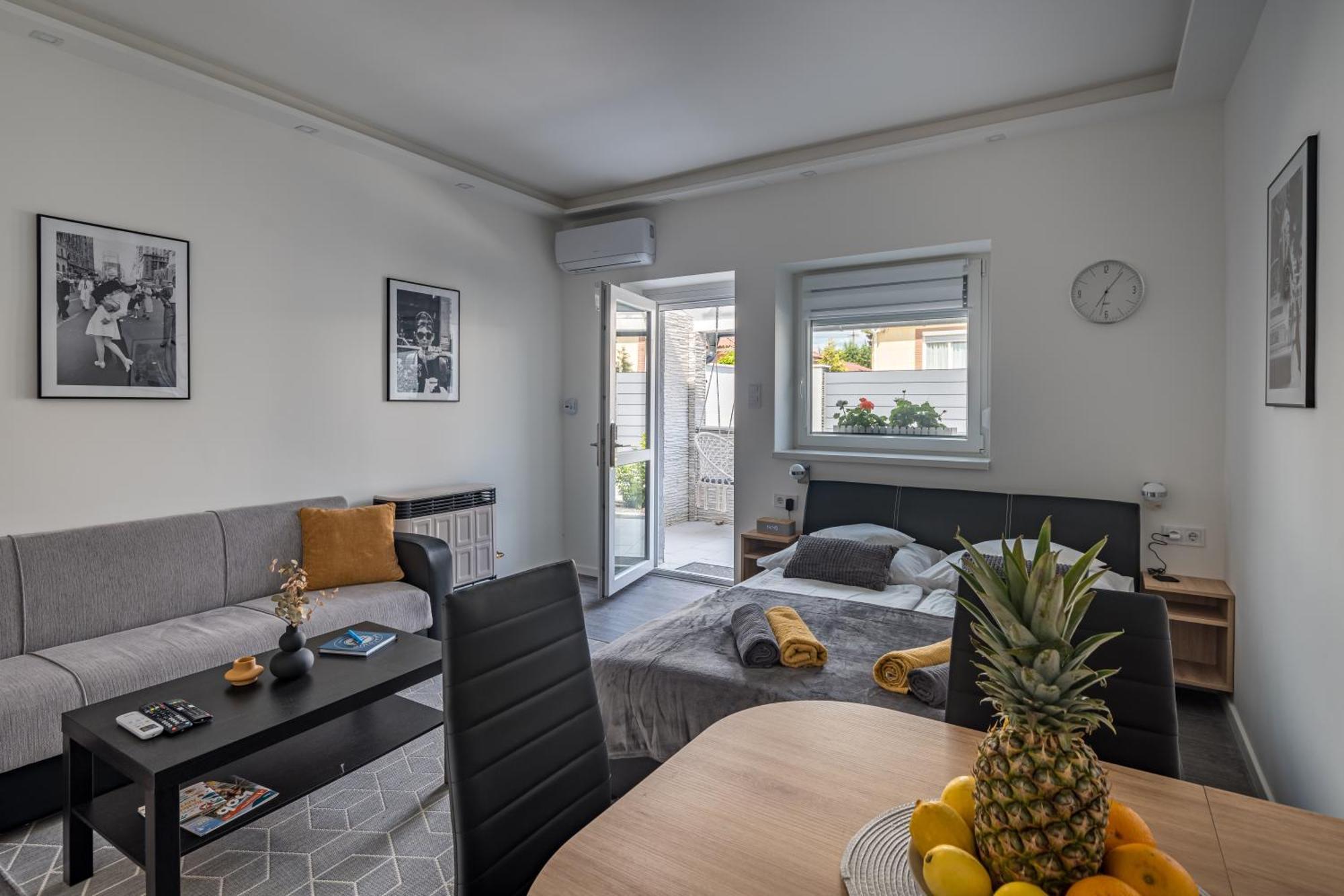 Balatonic Lemon Apartmanhaz Siófok Extérieur photo