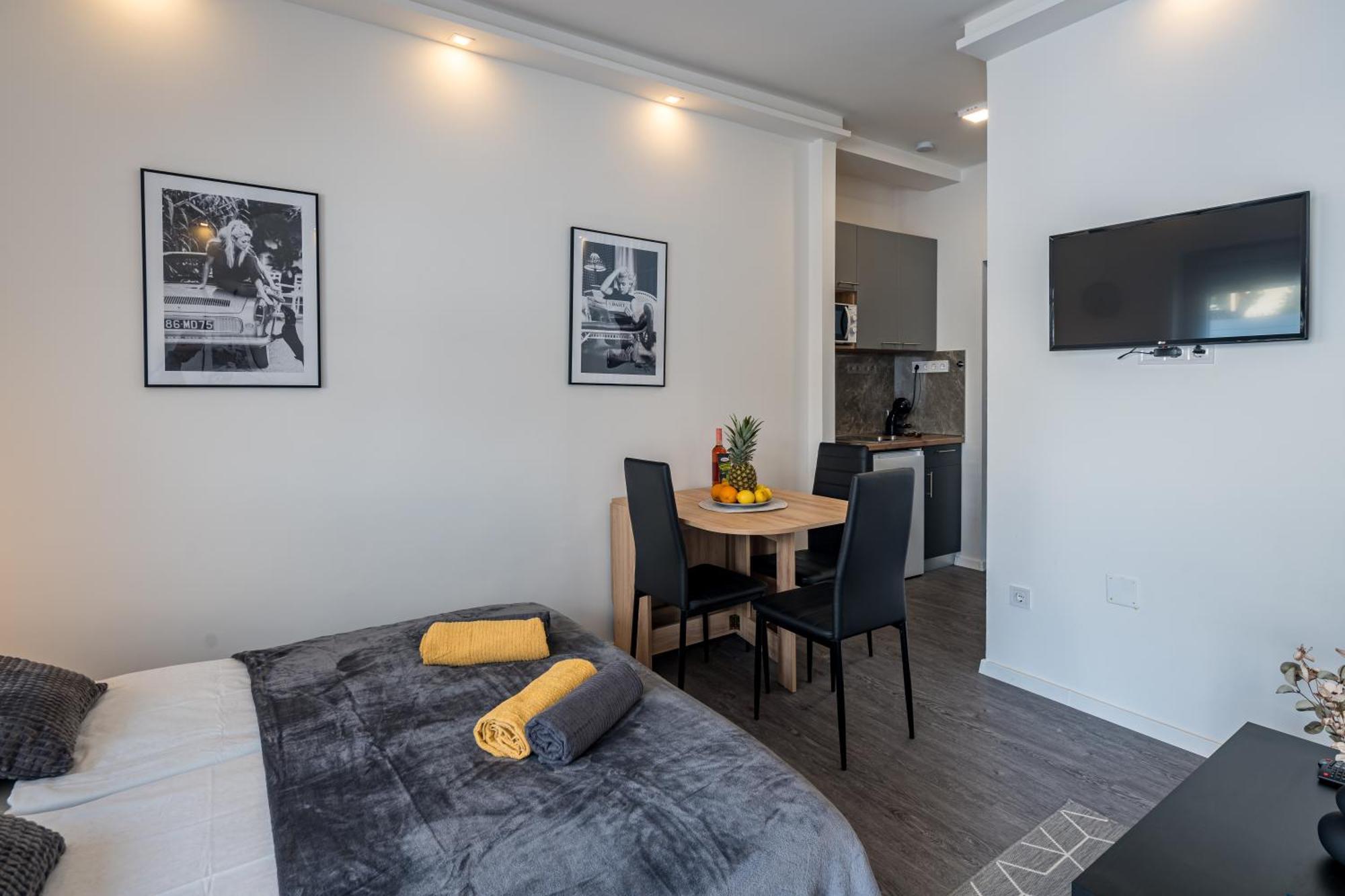 Balatonic Lemon Apartmanhaz Siófok Extérieur photo