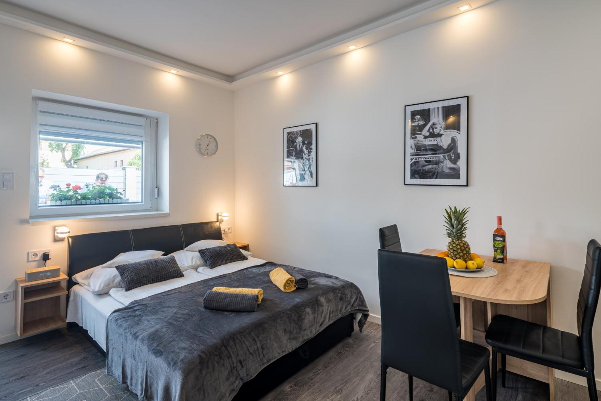 Balatonic Lemon Apartmanhaz Siófok Extérieur photo