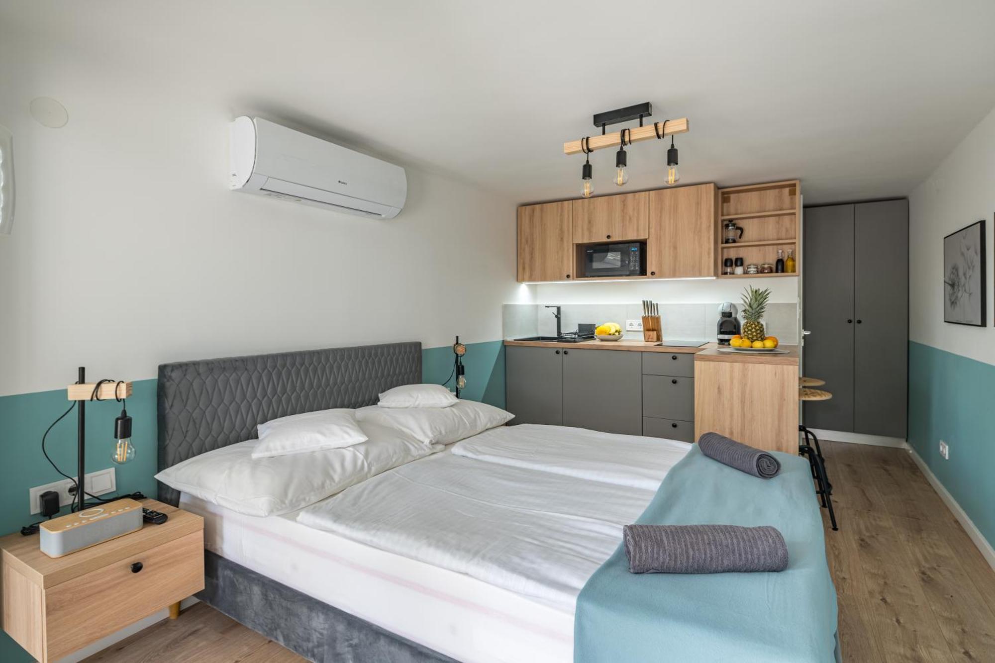 Balatonic Lemon Apartmanhaz Siófok Extérieur photo